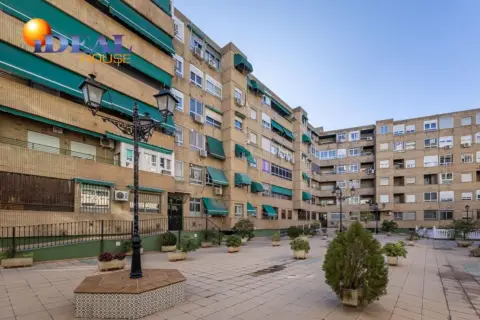 Local comercial en Camino de Ronda