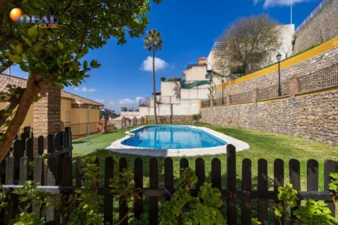 Casa adosada en Cuesta del Pino, 65