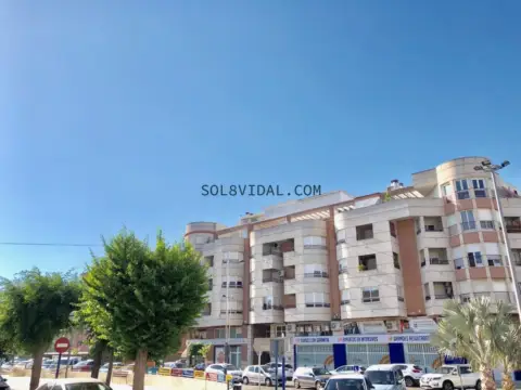 Garaje en Avinguda de la Vega, 2