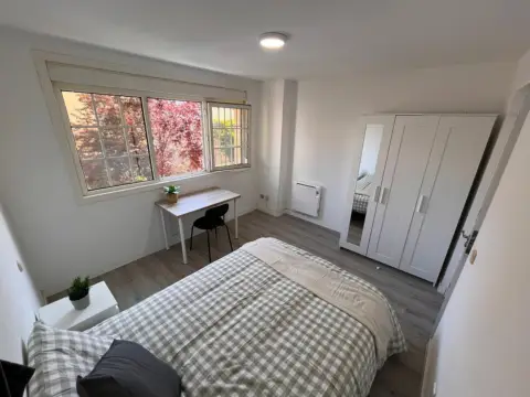 Habitación en calle del Roble, 24