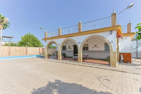 Chalet en La Paz - Montecarmelo