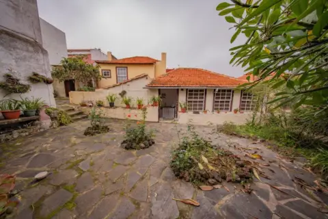 Casa pareada en calle del Sol