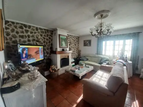 Chalet en calle Rosas