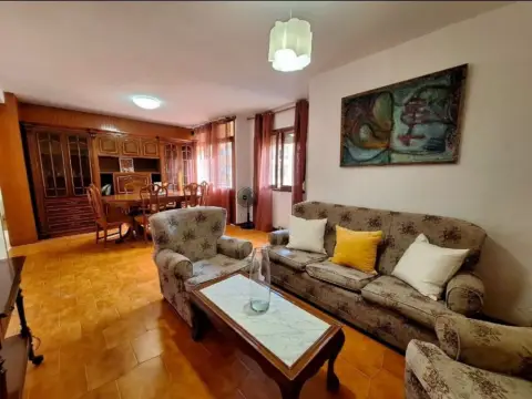 Piso en calle Almirante Díaz Pimienta