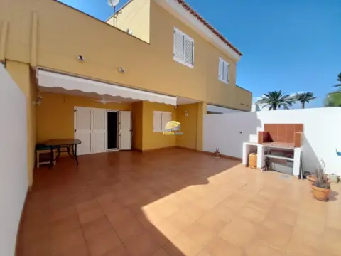 Casa adosada en Playa L Almarda
