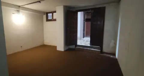 Local comercial en calle de Kontzejuerreka