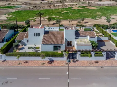 Casa en calle Riquelme