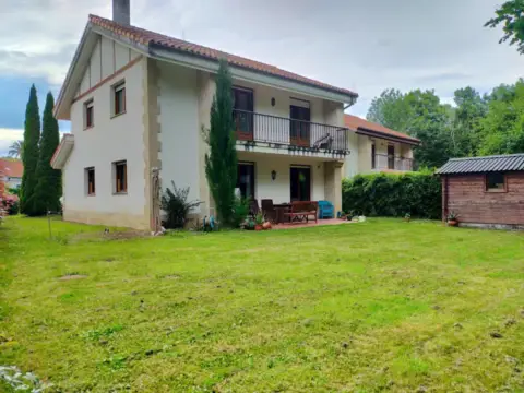 Chalet en Barrio de las Hazas