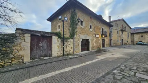 Casa en calle C. Torre