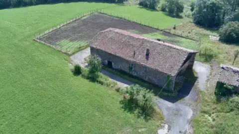 Casa en calle Carr. Legina, nº 5