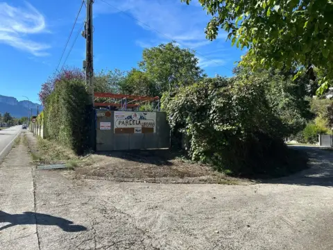 Terreno en calle Molino