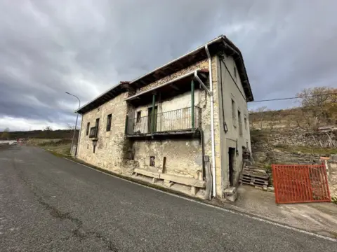 Casa en Poblado de Leciñana