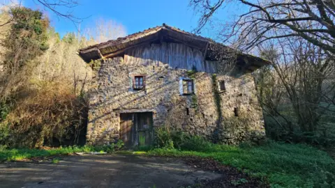 Finca rústica en calle de La Altzusta