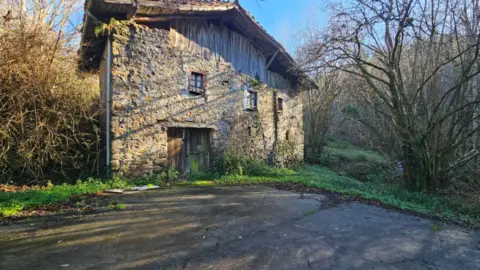 Finca rústica en calle de La Altzusta
