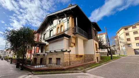 Casa en calle de Muxike Aurrekoa