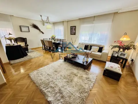 Chalet en calle del Doctor González Ralero