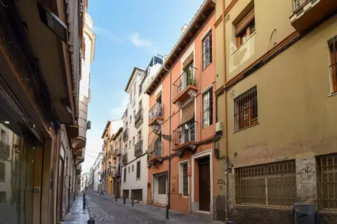 Edificio en calle Lavadero de las Tablas, 8