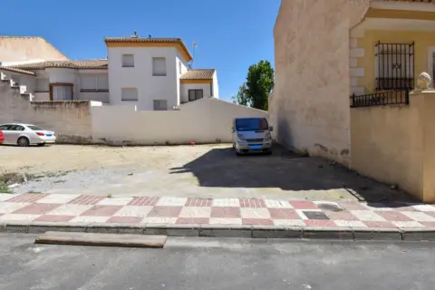 Terreno en calle de Córdoba
