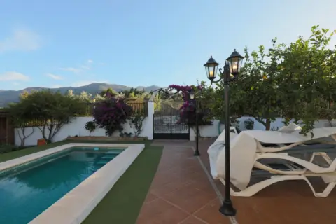 Finca rústica en calle Albuñuelas