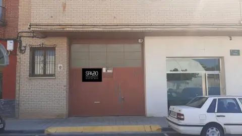 Local comercial en calle del Ferial, 19