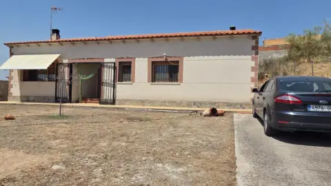 Chalet en calle Saponaria