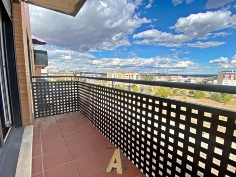 Piso en Avenida de la Aranzana, 48