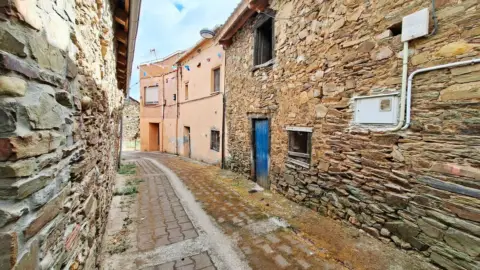 Casa adosada en calle CL Medio Ot, nº 10