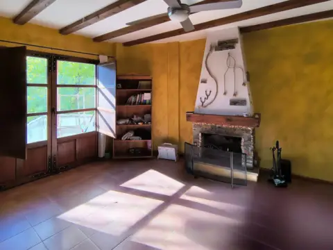 Casa en Olmeda de las Fuentes