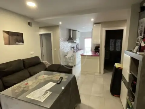 Piso en calle Martínez de Ubeda