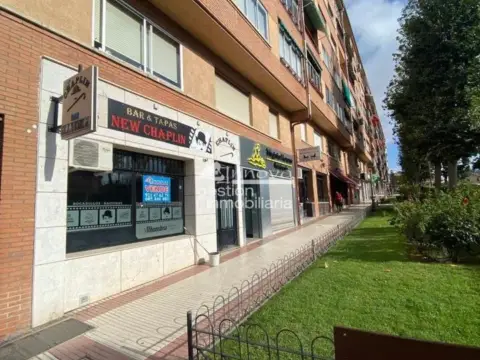 Local comercial en Carretera de Villacastín