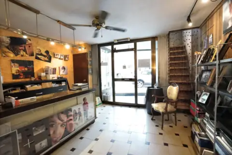 Local comercial en Muralla de Sant Francesc