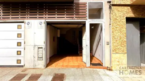 Chalet en calle Madreselva, 17