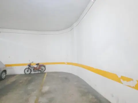 Garage in Carrer de Gómez Ferrer