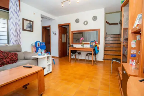 Casa adosada en calle de Trapa