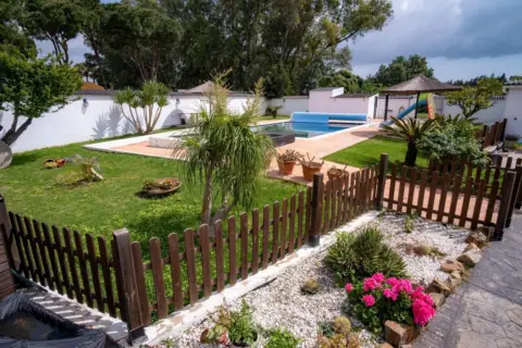 Chalet en Las Lagunas - Campano
