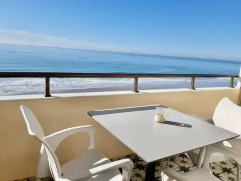 Piso en Playa Victoria - Paseo Marítimo