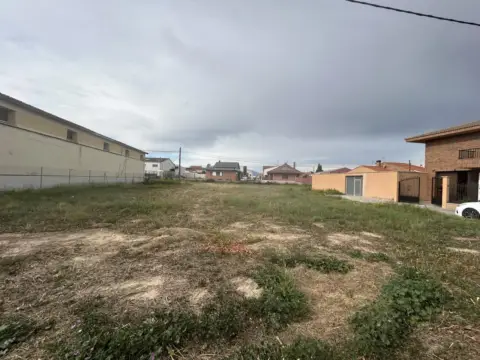 Terreno en Avenida de Cascante