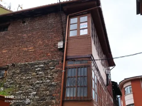 Casa rústica en calle de la Flor, 6