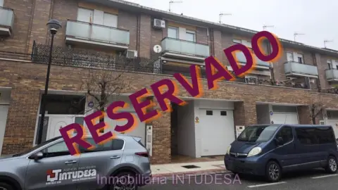 Casa adosada en calle del Pago