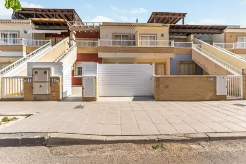 Piso en calle Madre de Dios Mojón