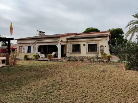 Chalet en calle Pd Altet, nº 2109