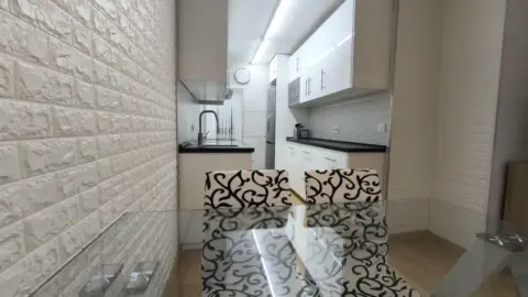 Apartamento en calle del Turia, 8