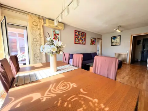 Piso en Avinguda de l'Abat Marcet