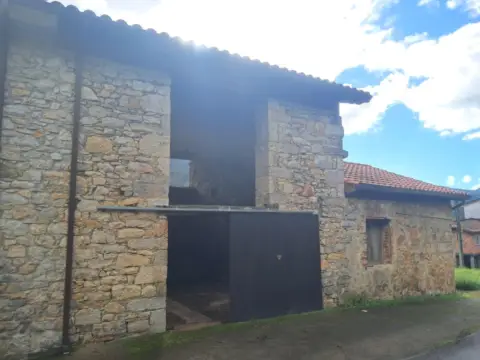 Casa en Candamo