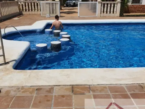 Chalet en La Presa - Collado - La Malla