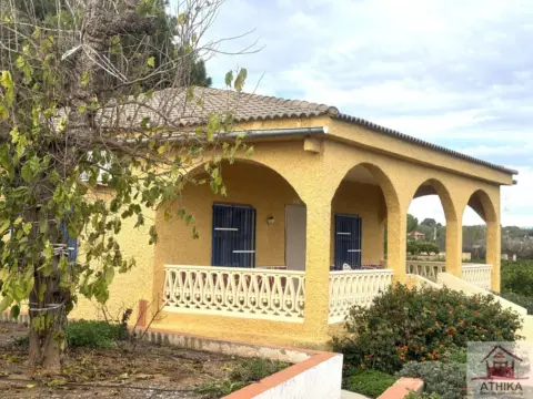 Chalet en La Presa - Collado - La Malla