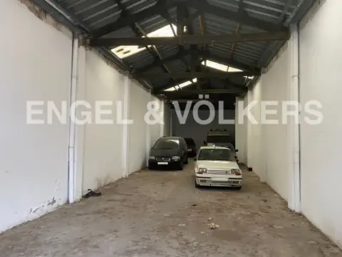 Nave industrial en Santa Eulàlia