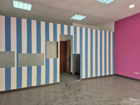Local comercial en Centro