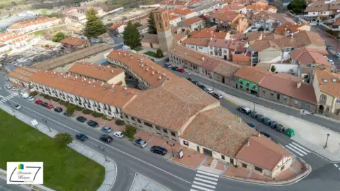 Casa adosada en calle de Santa María de la Cabeza, 5