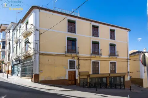 Edificio en calle del Fuerte